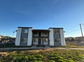 15384 Perris Blvd in Moreno Valley, CA - Building Photo