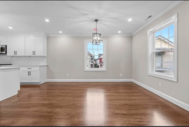 289 Harriet St in Bridgeport, CT - Foto de edificio - Building Photo