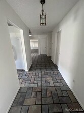 100 Chinaberry Cir in Homosassa, FL - Building Photo - Building Photo