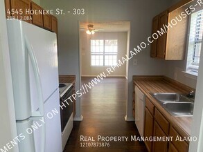 4545 Hoeneke Dr in Kirby, TX - Building Photo - Building Photo