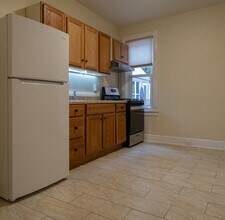 438 Nevin St, Unit Apt. 1 in Lancaster, PA - Building Photo - Building Photo
