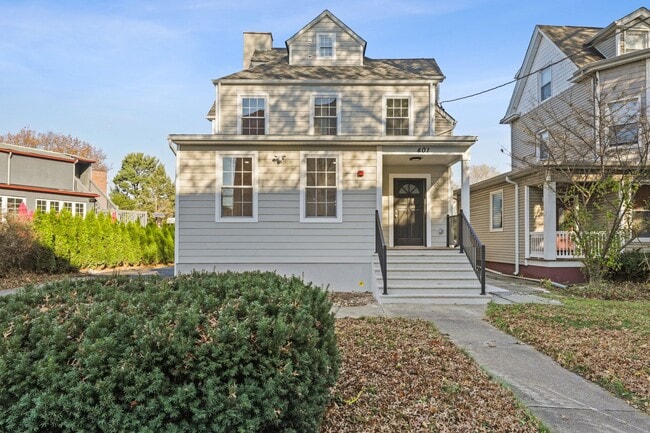 property at 401 Franklin St