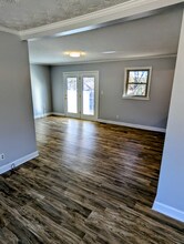 201 Acorn Dr in Greer, SC - Foto de edificio - Building Photo