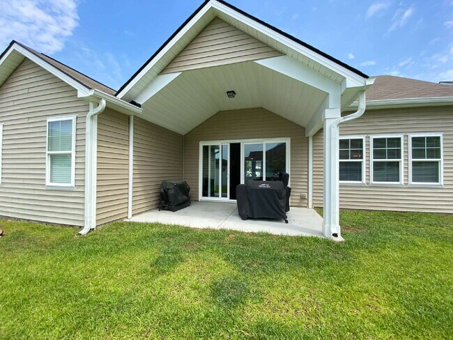 37 Freedom Dr in Bluffton, SC - Building Photo - Building Photo