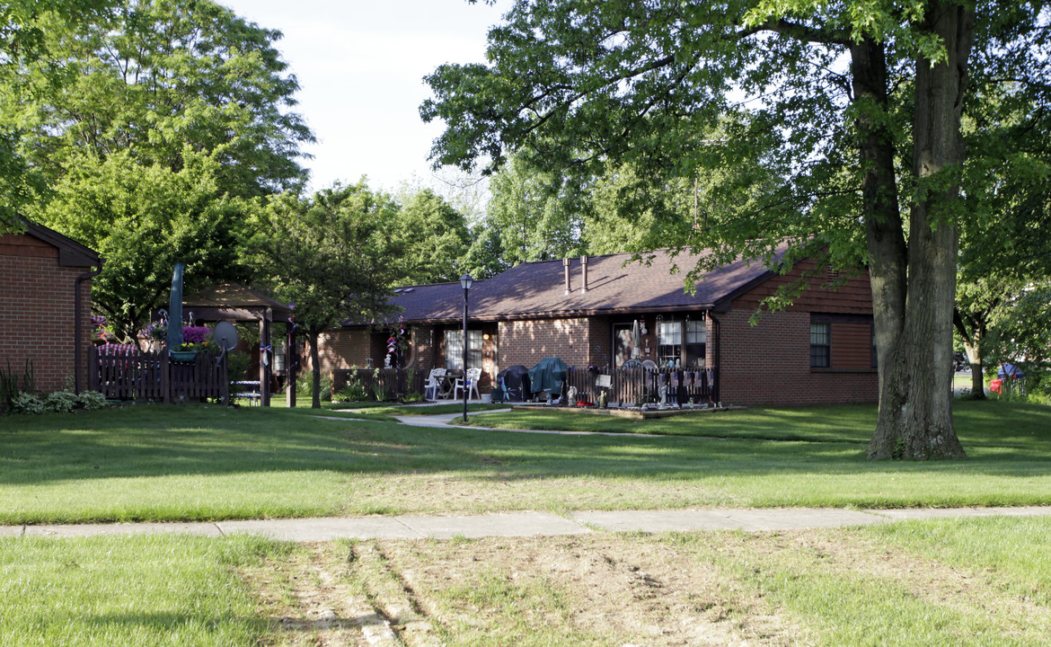 James T. Rushin Meadows in Ravenna, OH - Building Photo