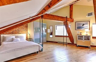 555 S Water St, Unit Foxpoint Penthouse Loft in Providence, RI - Building Photo