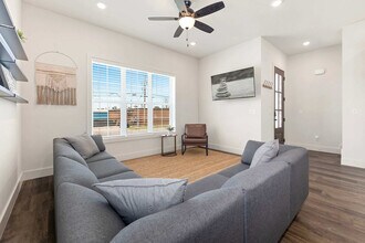 501 S 7th St in Rogers, AR - Building Photo - Building Photo