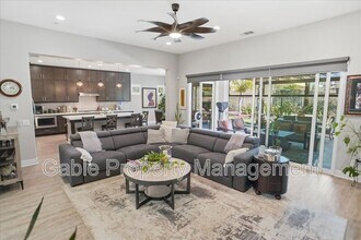 25102 Aspen Falls Dr in Santa Clarita, CA - Building Photo - Building Photo