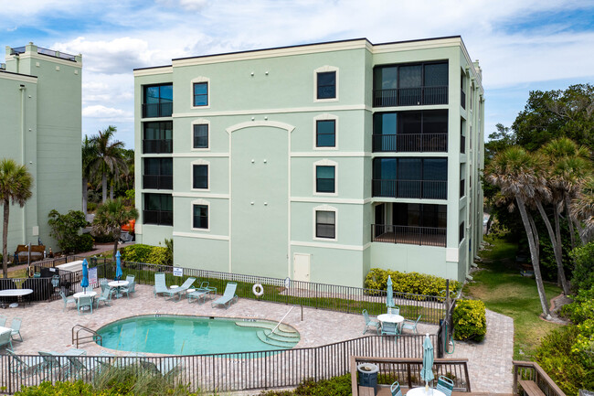 Boulder Pointe II in Englewood, FL - Building Photo - Building Photo