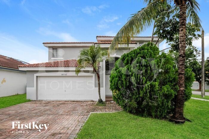 10732 SW 228th Terrace in Miami, FL - Building Photo