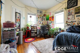 70 Antwerp St, Unit 2 in Boston, MA - Building Photo