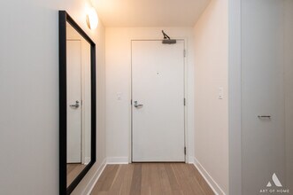 660 W Wayman St in Chicago, IL - Building Photo - Building Photo