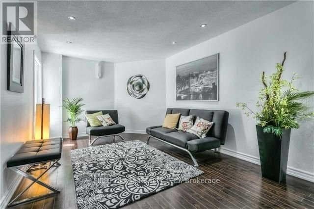 property at 9 Upton Crescent