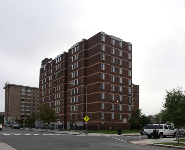 1330 7th Street in Washington, DC - Building Photo - Building Photo