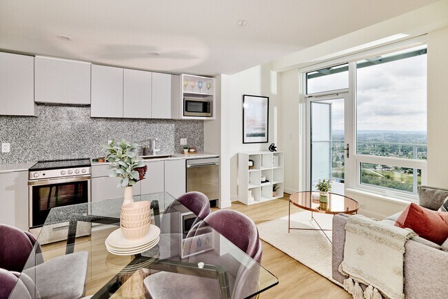 Comma King George in Surrey, BC - Building Photo - Building Photo