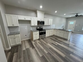 11682 State Hwy 64 in Tyler, TX - Building Photo - Building Photo