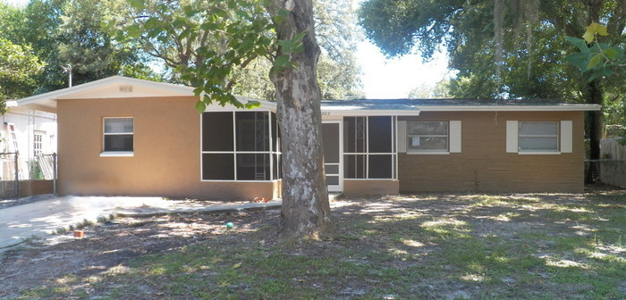 2303 Colby Ln in Tampa, FL - Building Photo