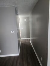 106 Nottingham Way in Logansport, IN - Building Photo - Building Photo