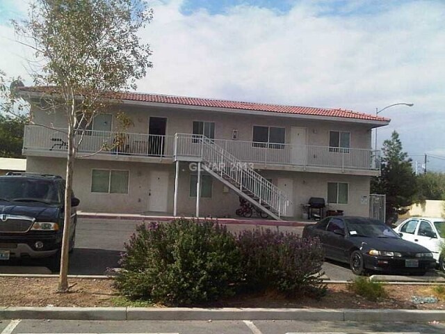 5165 Glendale Ave in Las Vegas, NV - Building Photo - Building Photo