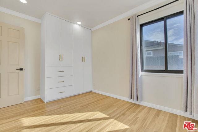 property at 7212 W 91st St