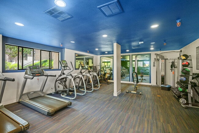 Marbrisa in Long Beach, CA - Building Photo - Building Photo