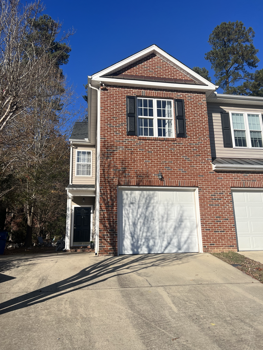 2344 Persimmon Ridge Dr in Raleigh, NC - Building Photo