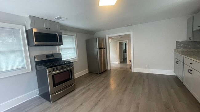 824 Dighton Ave in Taunton, MA - Building Photo - Building Photo