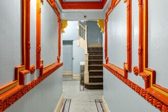 42 Lincoln Ave in Brooklyn, NY - Building Photo - Lobby