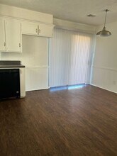 333 NW 80th St in Oklahoma City, OK - Foto de edificio - Building Photo