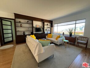 254 Tranquillo Rd in Los Angeles, CA - Building Photo - Building Photo