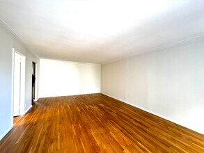 99 Pond Ave in Brookline, MA - Building Photo - Building Photo