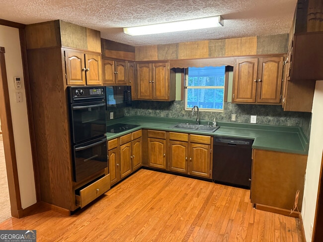 5254 Deer Run Dr SW in Conyers, GA - Building Photo - Building Photo