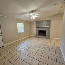 1516 Majestic Ave in Tallahassee, FL - Building Photo - Building Photo