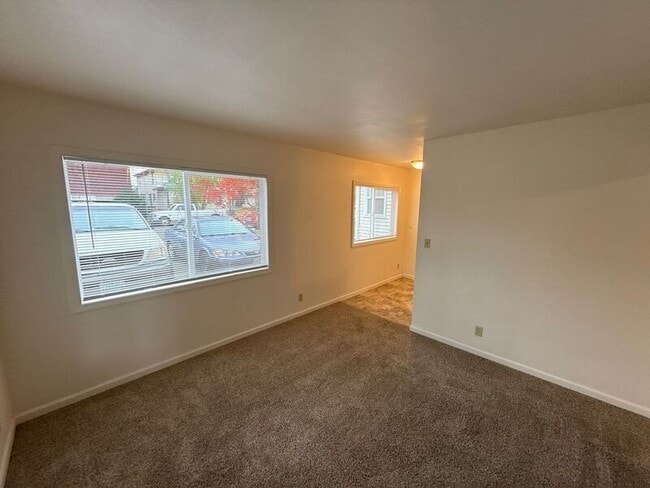 1145 Saginaw St S in Salem, OR - Building Photo - Building Photo