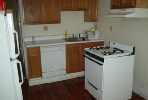 20 Gibbs St, Unit 6 in Brookline, MA - Building Photo - Building Photo