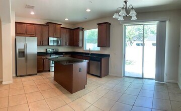 9555 Silver Buttonwood St in Orlando, FL - Building Photo - Building Photo