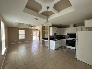 200 W Amy Dr in San Juan, TX - Building Photo - Building Photo