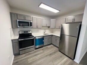 Riverside Apartments in Rahway, NJ - Building Photo - Building Photo