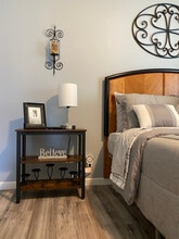 713 Diamond Loop in Middletown, OH - Foto de edificio - Building Photo