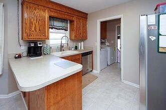 146 Mellard Dr, Unit 1 in Goose Creek, SC - Building Photo - Building Photo