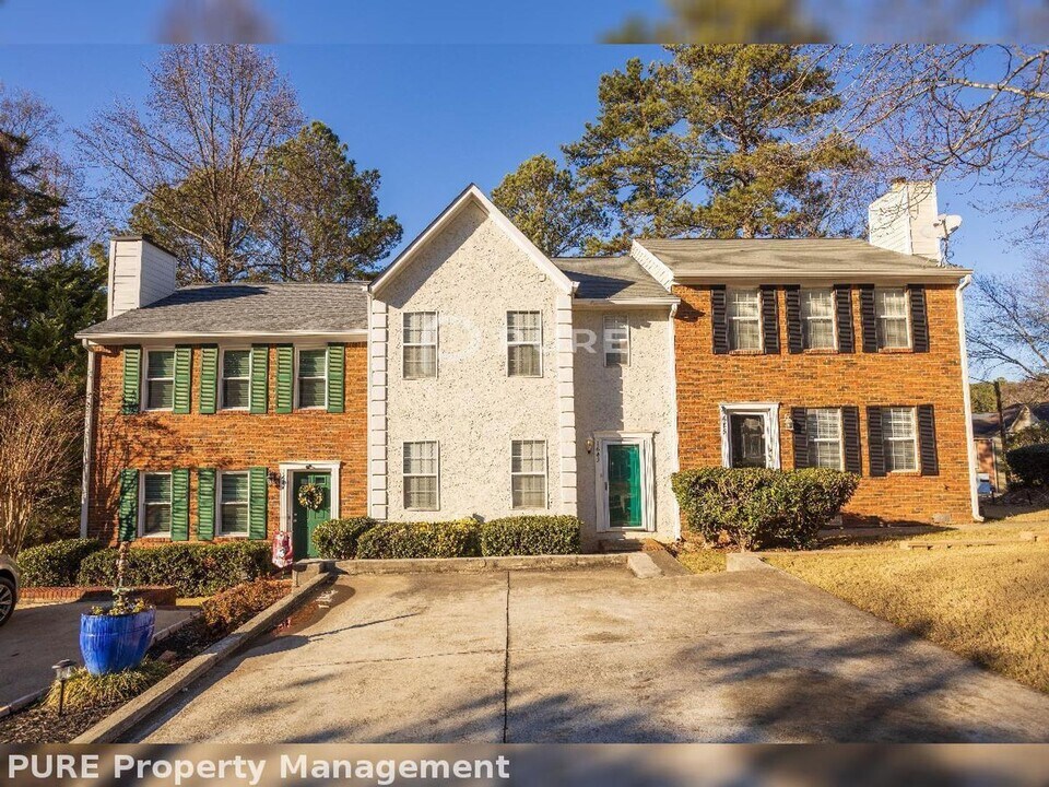 1683 Grist Mill Dr in Marietta, GA - Building Photo