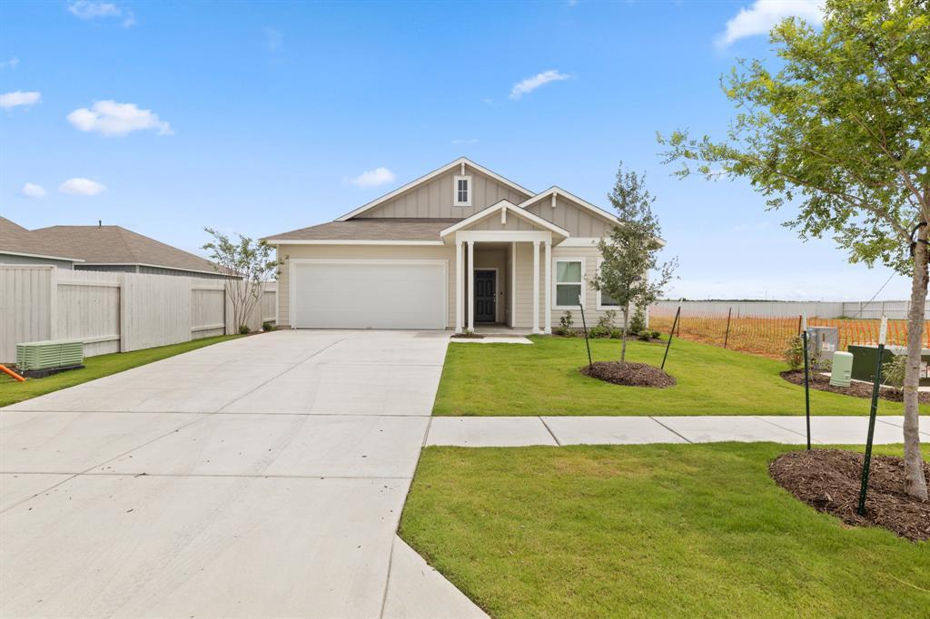 2460 Winding Creek Rd in Kyle, TX - Building Photo