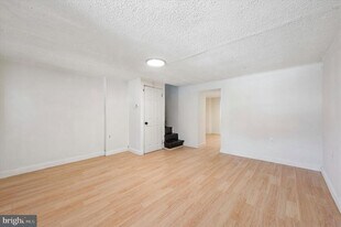 68 Blanchard Rd in Drexel Hill, PA - Building Photo