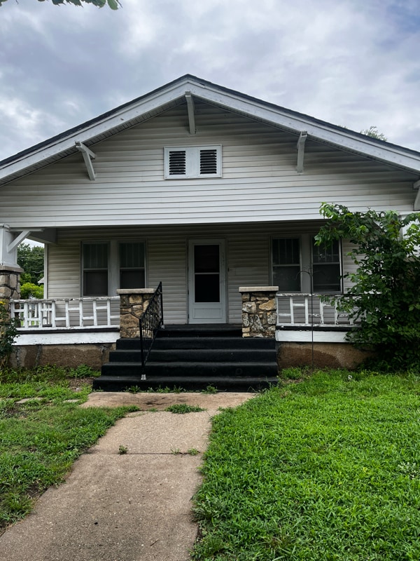 property at 322 S Jefferson Ave