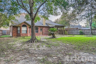 4831 Preston Trail Ln in Pasadena, TX - Building Photo - Building Photo