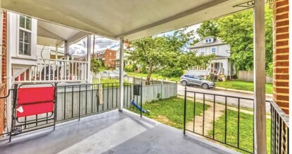 1047 Wilmington Ave in Baltimore, MD - Building Photo - Building Photo