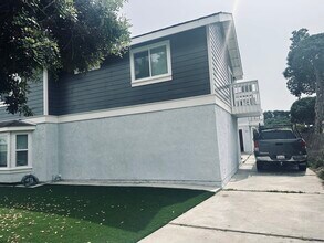 4624 W 166th St in Lawndale, CA - Building Photo - Building Photo