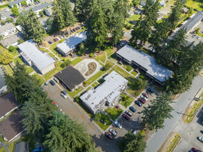 Garden Park Apartments in Lakewood, WA - Building Photo - Building Photo