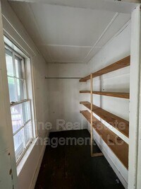 232 Center St photo'