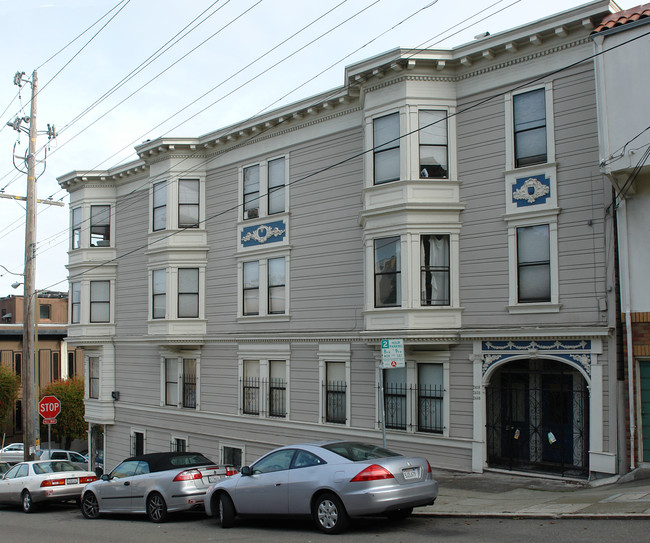 679-685 Francisco St in San Francisco, CA - Building Photo - Building Photo